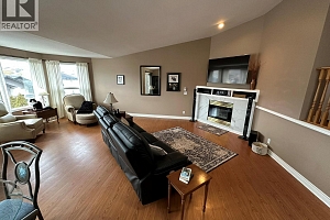 4712 Valleyview Place - Photo 11