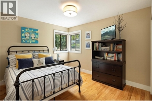 1258 Round Lake Road - Photo 36