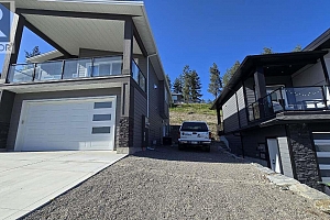 2852 Canyon Crest Drive - Photo 3