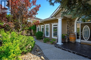 8853 Braeburn Drive - Photo 2