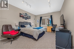 8853 Braeburn Drive - Photo 41