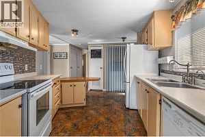 1881 Boucherie Road Unit# 28 - Photo 33