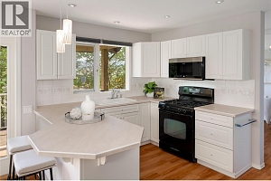 980 DILWORTH Drive Unit# 16 - Photo 3