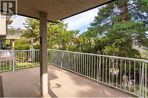 980 DILWORTH Drive Unit# 16 - Photo 7