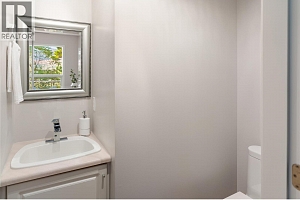 980 DILWORTH Drive Unit# 16 - Photo 9