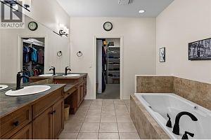 4100 Gallaghers Parkland Unit# 2 - Photo 19