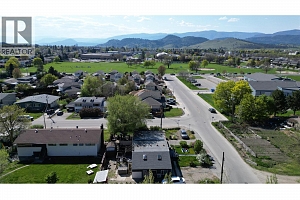 675 Webster Road - Photo 37