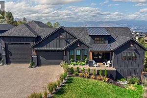 652 Trumpeter Road - Photo 3