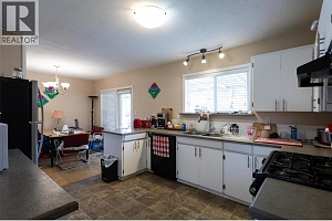 1911 Cross Road - Photo 13