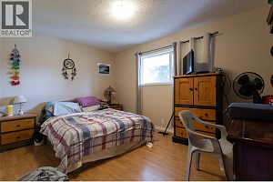 1911 Cross Road - Photo 21