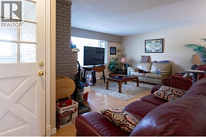 1911 Cross Road - Photo 7