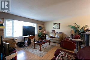 1911 Cross Road - Photo 8