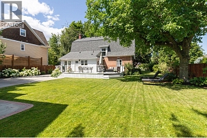 1001 Lawrence Avenue - Photo 3