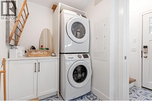 1001 Lawrence Avenue - Photo 39