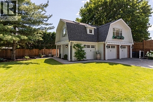 1001 Lawrence Avenue - Photo 4