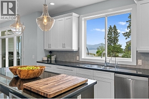 404 Quilchena Crescent - Photo 34