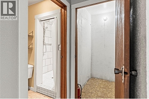 1961 Vernon Street - Photo 28