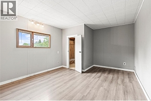 1961 Vernon Street - Photo 34