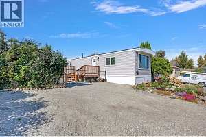 8945 HWY 97N Unit# 34 - Photo 5