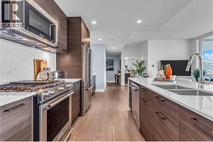 1181 Sunset Drive Unit# 2004 - Photo 8