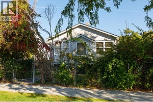 858 Cawston Avenue - Photo 27