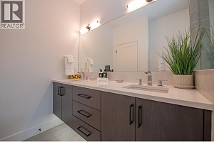 105 Predator Ridge Drive Unit# 4 - Photo 35