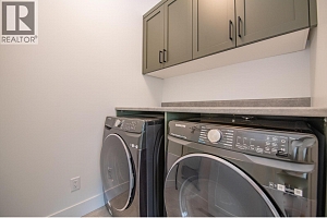 105 Predator Ridge Drive Unit# 4 - Photo 42