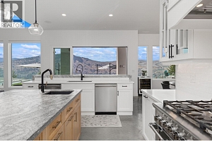 112 Sunset Boulevard - Photo 12