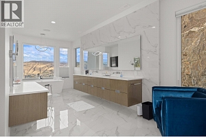 112 Sunset Boulevard - Photo 22