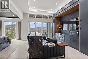 112 Sunset Boulevard - Photo 30