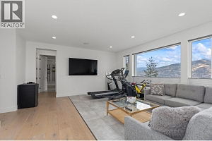 112 Sunset Boulevard - Photo 53