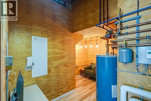 1040 Henderson Drive - Photo 41