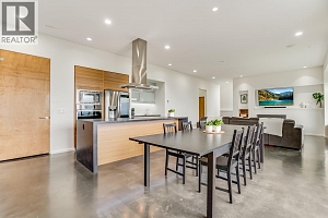 1040 Henderson Drive - Photo 9