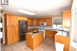 649 Elk Street - Photo 11