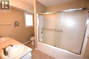 649 Elk Street - Photo 16