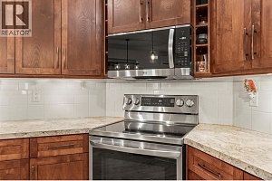 205 Falcon Avenue - Photo 19