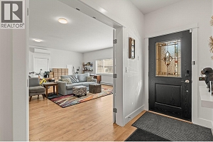 205 Falcon Avenue - Photo 3