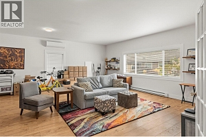 205 Falcon Avenue - Photo 4