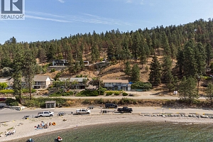 10837 Okanagan Centre Road W - Photo 2