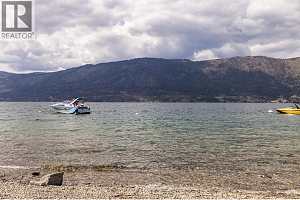 10837 Okanagan Centre Road W - Photo 3