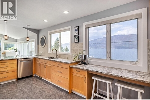 10837 Okanagan Centre Road W - Photo 9