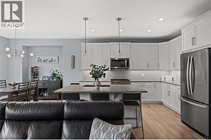 2573 Crown Crest Drive - Photo 32