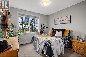 2573 Crown Crest Drive - Photo 52