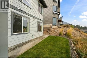 2573 Crown Crest Drive - Photo 8