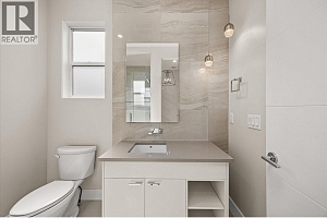 1341 Sladen Crescent - Photo 25