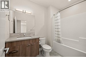 1341 Sladen Crescent - Photo 39