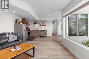 1341 Sladen Crescent - Photo 47