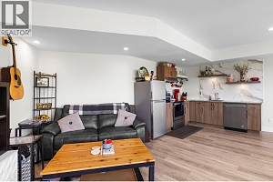 1341 Sladen Crescent - Photo 53