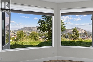 1341 Sladen Crescent - Photo 54