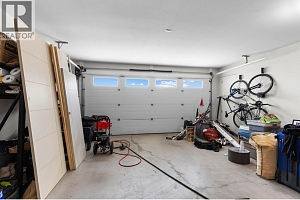 1341 Sladen Crescent - Photo 55